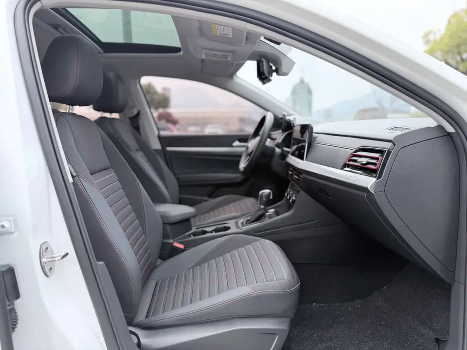 Volkswagen Lavida 300TSI DSG Starry Sky Edition 2023 — миниатюра 5