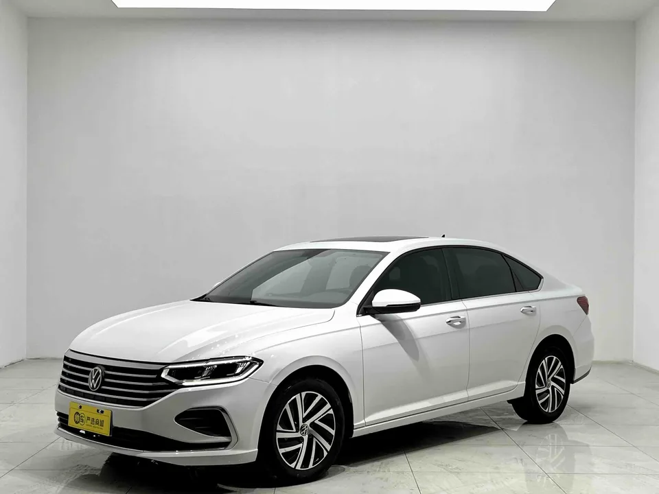 Volkswagen Lavida Lavida 2023 1.5L Automatic Fully Edition 2022 — photo 1, buy with delivery to Moscow