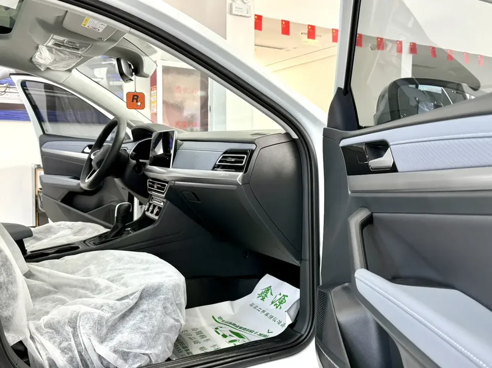Volkswagen Lavida Lavida 2024 300TSI DSG Manyi Edition 2025 — миниатюра 5
