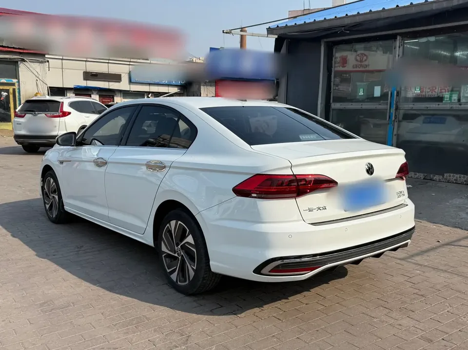 Volkswagen Bora Bora 2023 200TSI DSG Joy Travel PRO Edition 2023 — миниатюра 4