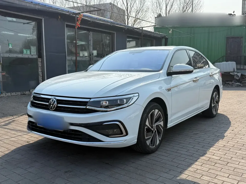 Volkswagen Bora 2023