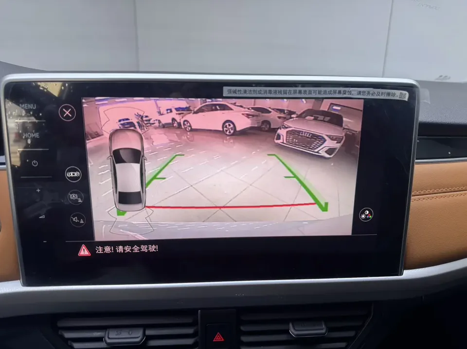 Volkswagen Bora Bora 2023 200TSI DSG Joy Edition 2023 — thumbnail 3