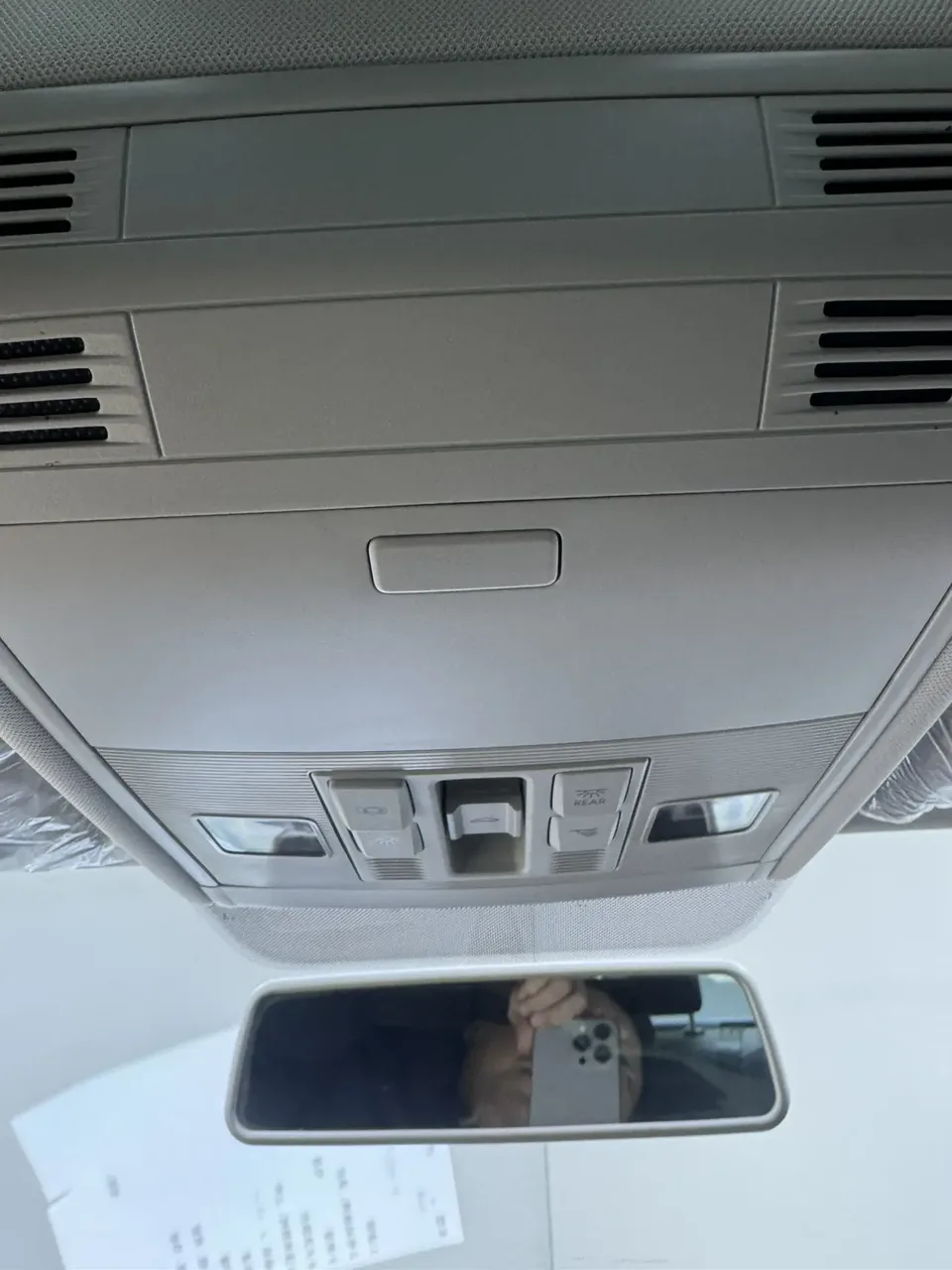 Volkswagen Bora Bora 2023 200TSI DSG Joy Edition 2023 — thumbnail 4