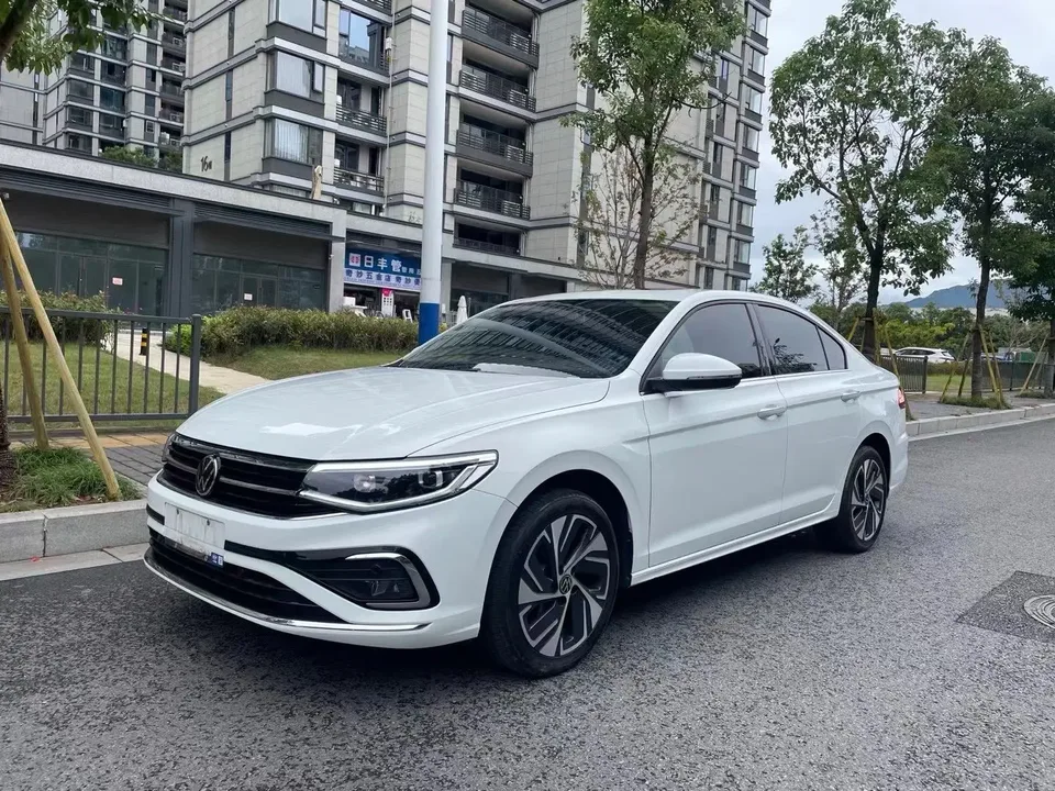 Volkswagen Bora Bora 2024 200TSI DSG Joy Edition 2025 — photo 1, buy with delivery to Moscow