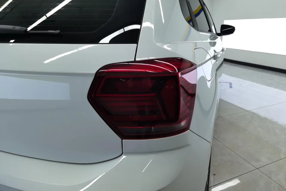 Volkswagen Polo Polo 2023 Plus 1.5L Automatic Colorful Technology Edition 2023 — миниатюра 2