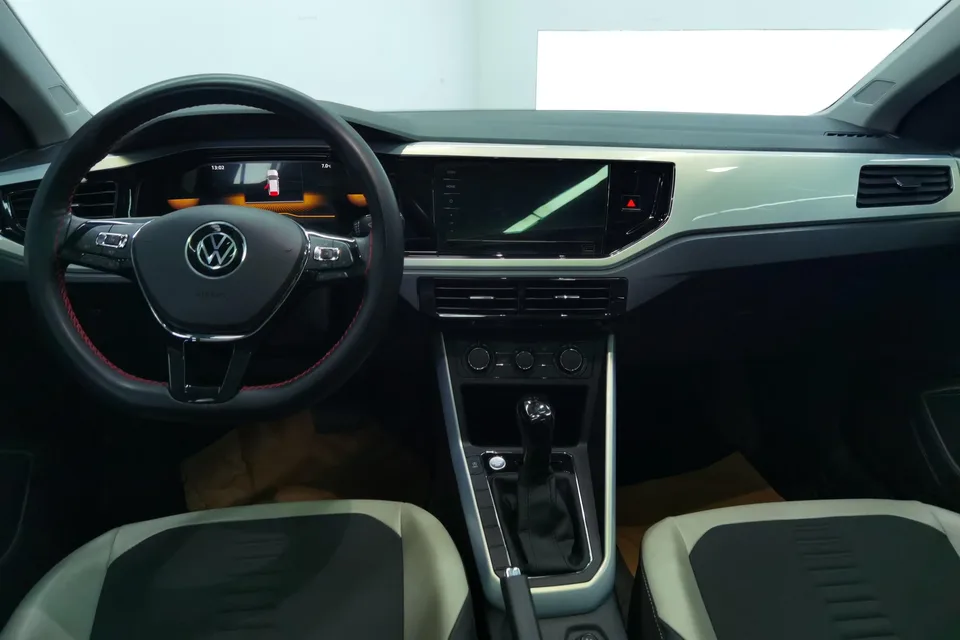 Volkswagen Polo Polo 2023 Plus 1.5L Automatic Colorful Technology Edition 2023 — миниатюра 4