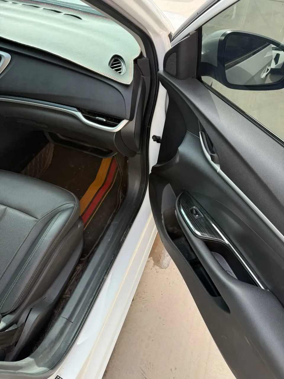 Buick Yinglang Yinglang 2021 Yinglang 2021 facelift model 1.5L automatic elite type 2023 — thumbnail 3