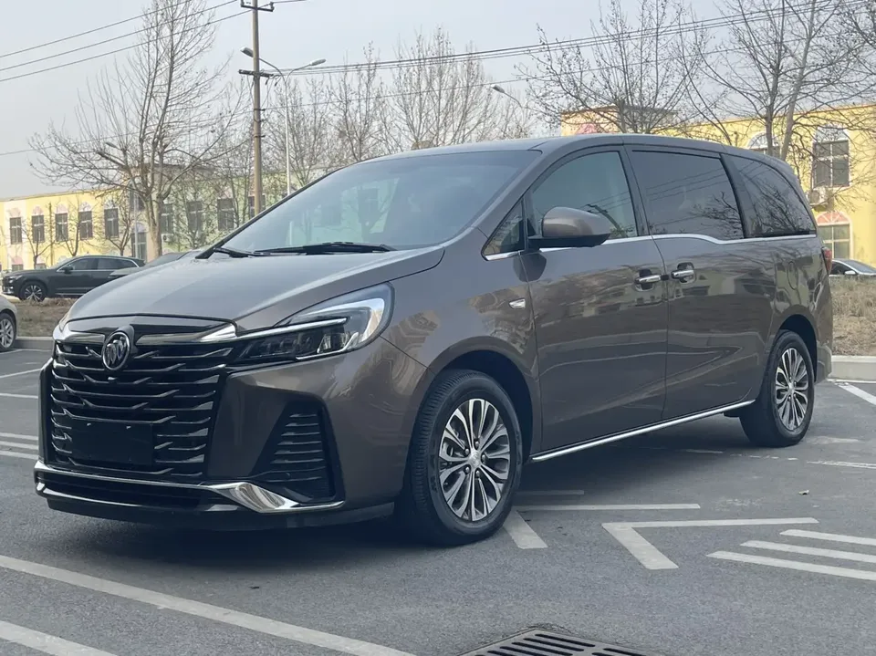 Buick GL8 2023