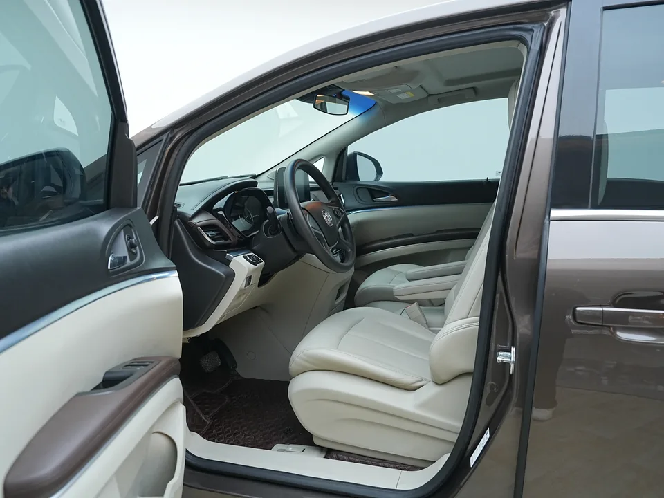 Buick GL8 Buick GL8 2023 Land Business Class 2.0T Comfort Edition 2023 — миниатюра 5