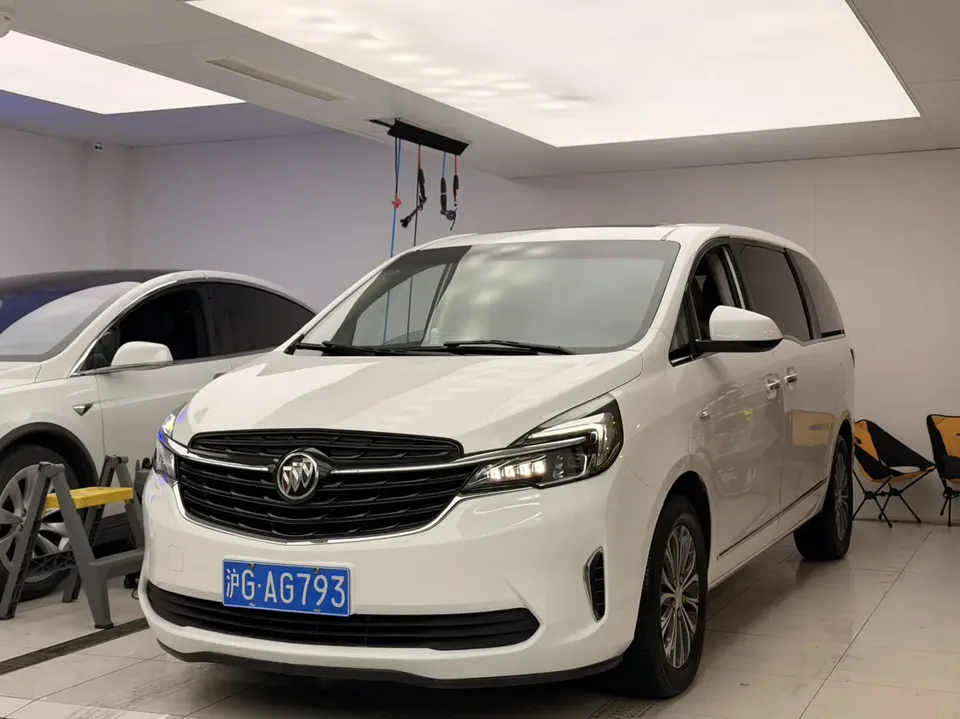 Buick GL8 2022