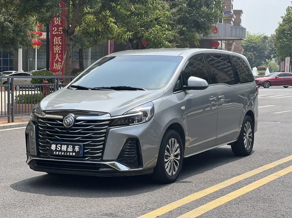 Buick GL8 2022