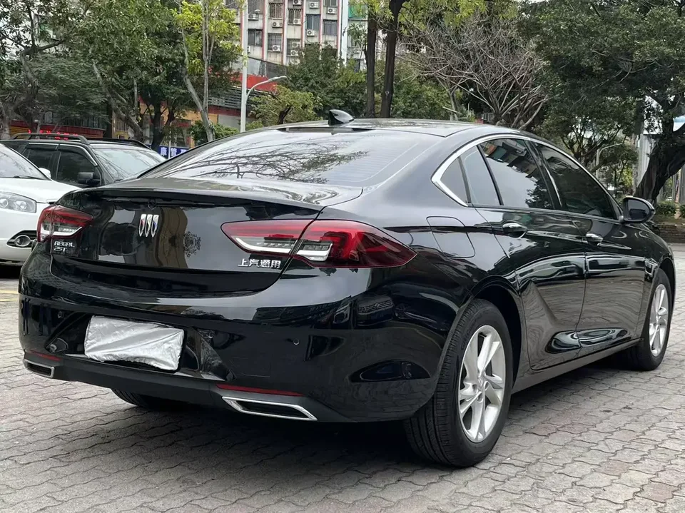 Buick Majesty Regal 2024 25T Super Edition 2025 — миниатюра 2