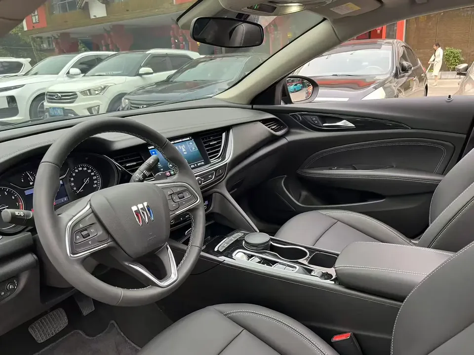 Buick Majesty Regal 2024 25T Super Edition 2025 — миниатюра 5
