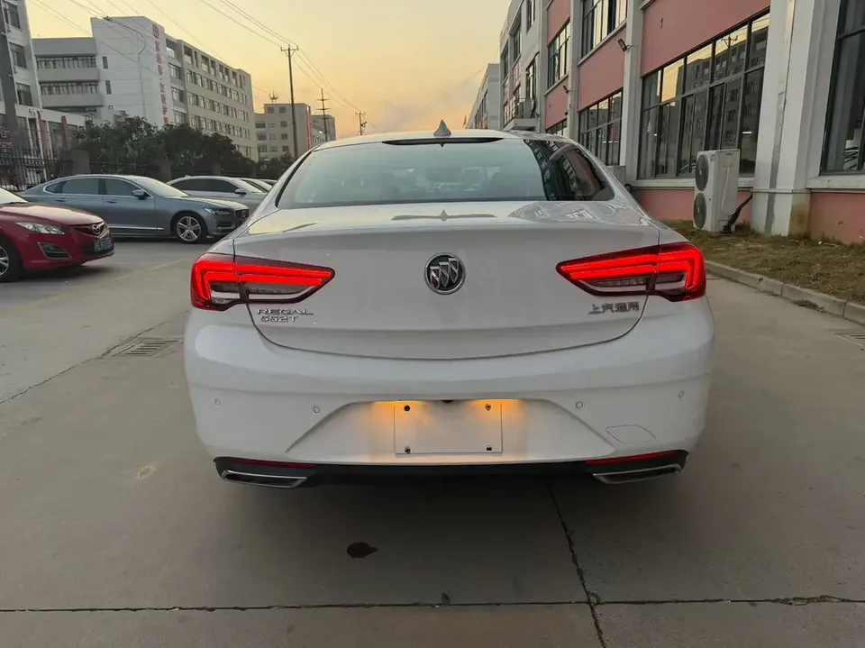 Buick Majesty facelift 552T elite model 2022 — миниатюра 2