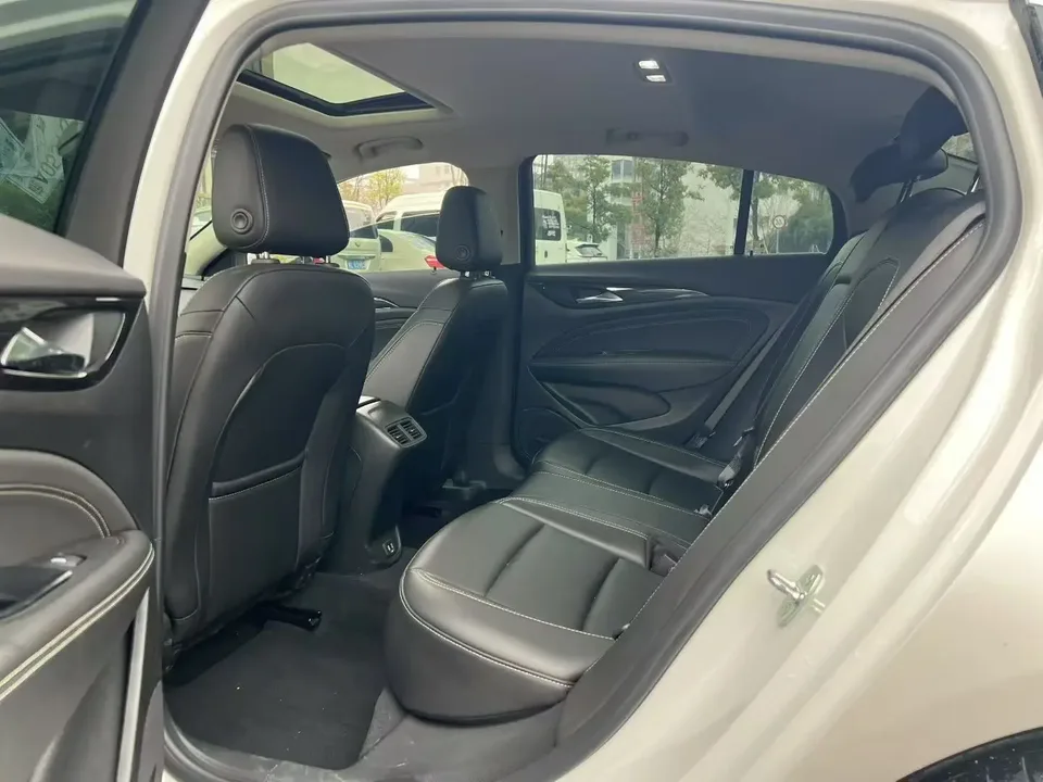 Buick Majesty Regal 2024 25T Super Edition 2024 — миниатюра 3