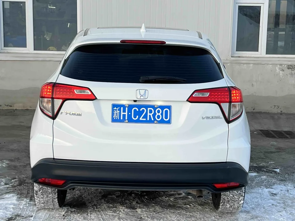 Honda VEZEL 1.5L CVT Pioneer Edition 2022 — thumbnail 2