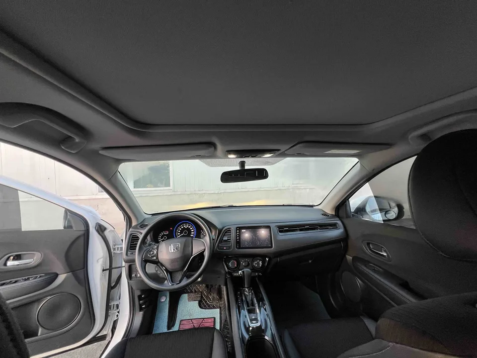 Honda VEZEL 1.5L CVT Pioneer Edition 2022 — thumbnail 5