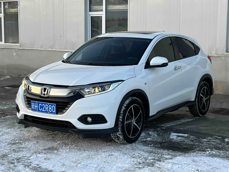 Honda VEZEL 1.5L CVT Pioneer Edition 2022 — photo 1, buy with delivery to Moscow