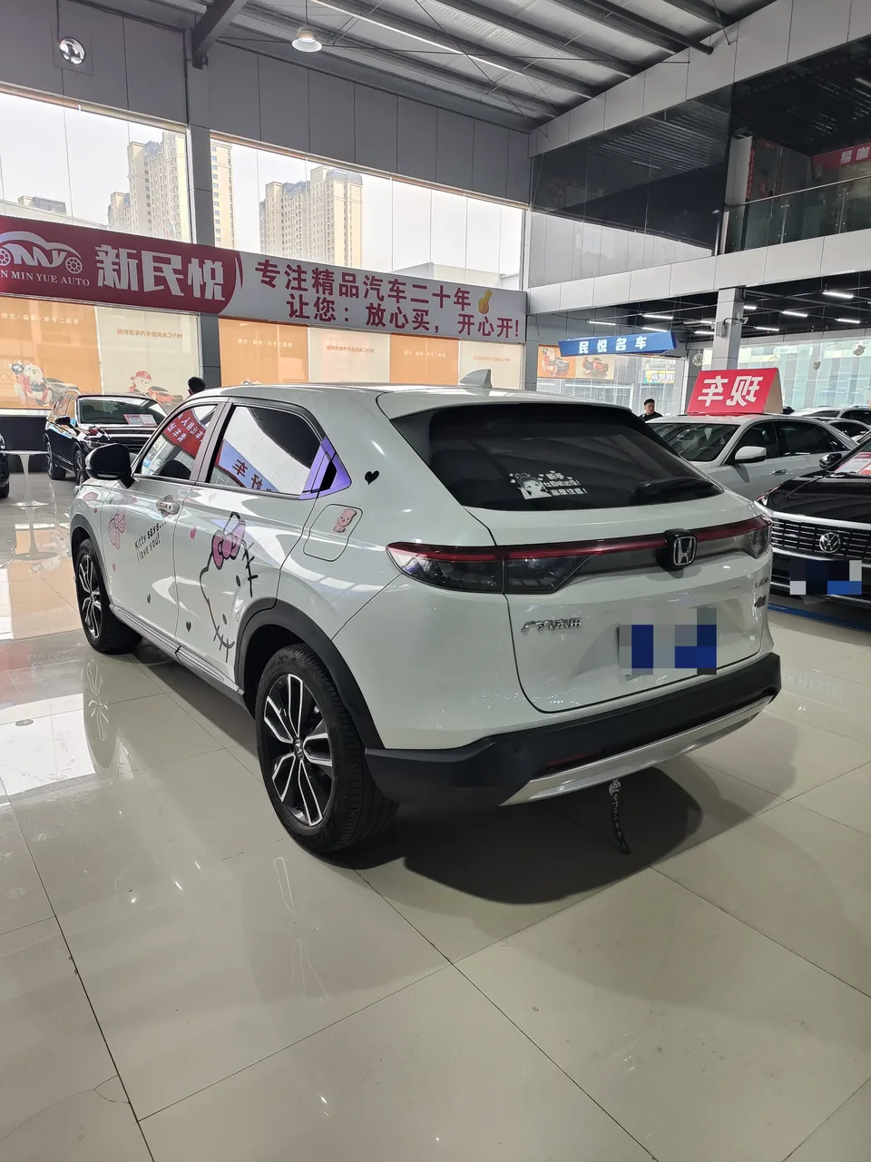 Honda VEZEL Binzhi 2023 1.5L CVT Deluxe Edition 2023 — миниатюра 4