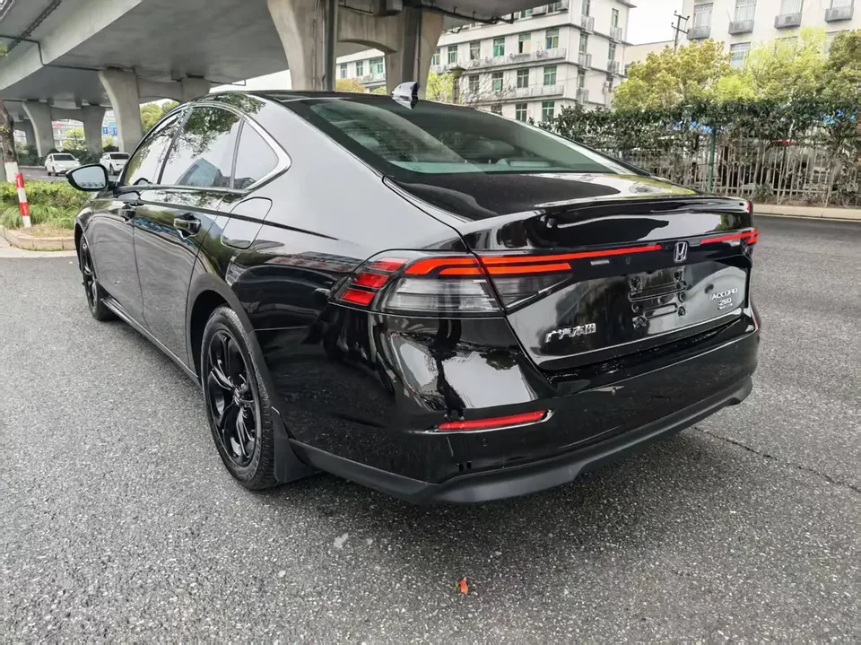 Honda Accord Sports Series Sharp T-Motion 260TURBO Luxury Edition 2025 — миниатюра 4