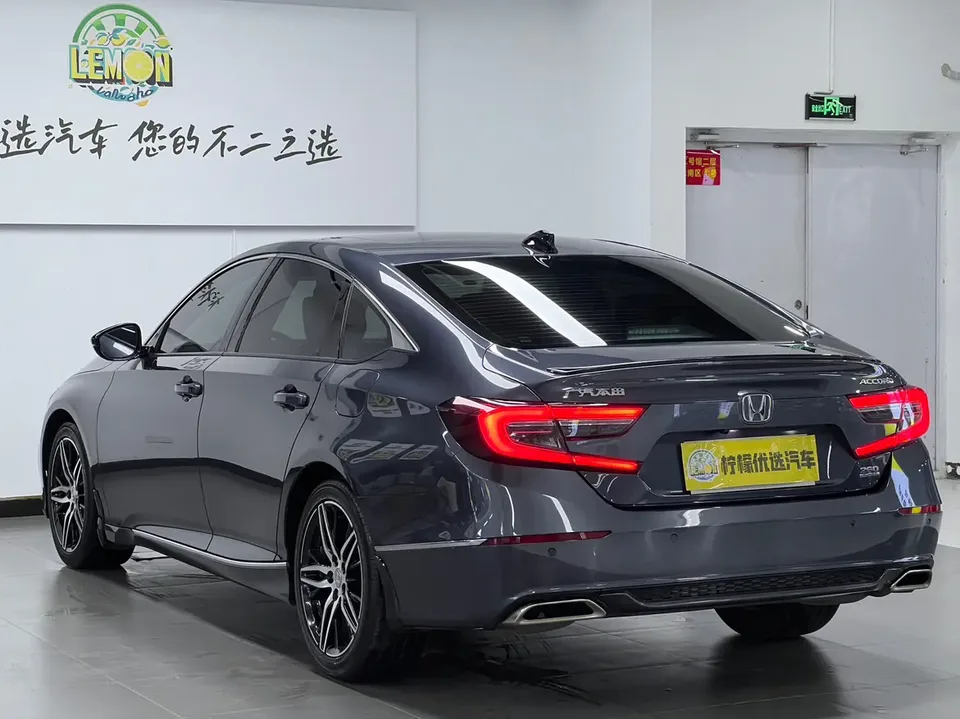 Honda Accord 2022 Accord 260TURBO Fantasy Night Premium Edition 2022 — миниатюра 2