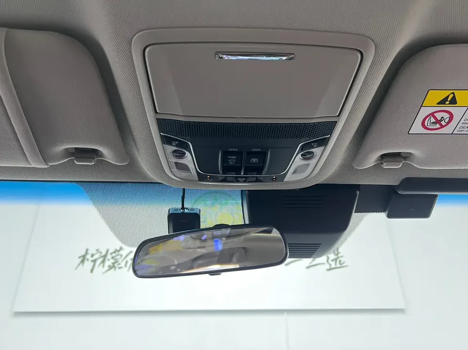 Honda Accord 2022 Accord 260TURBO Fantasy Night Premium Edition 2022 — миниатюра 5