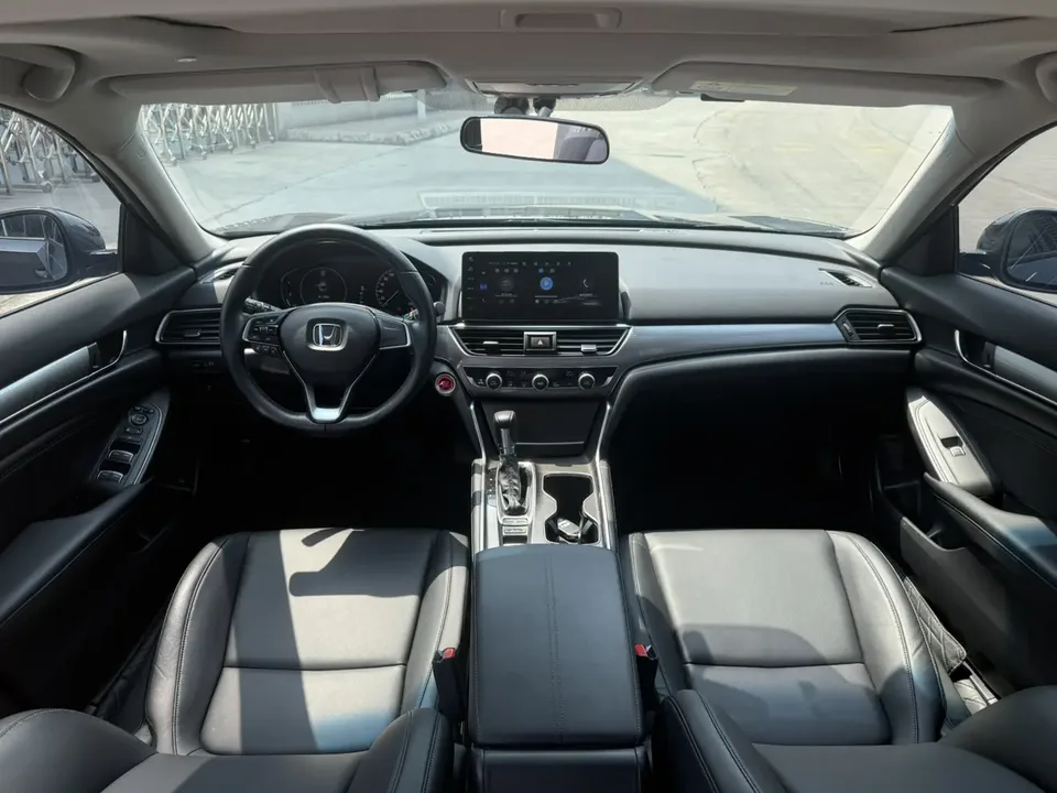 Honda Accord Accord 2022 260TURBO Deluxe Edition 2022 — миниатюра 5