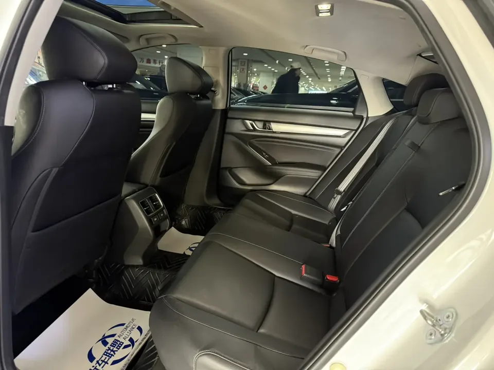 Honda Accord Accord 2022 Accord 2022 260TURBO Deluxe Edition 2023 — thumbnail 5