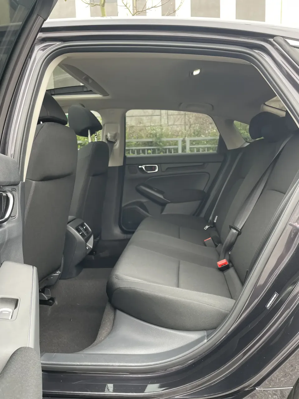 Honda Integra Style 2023 240TURBO CVT Tech Edition 2024 — thumbnail 3