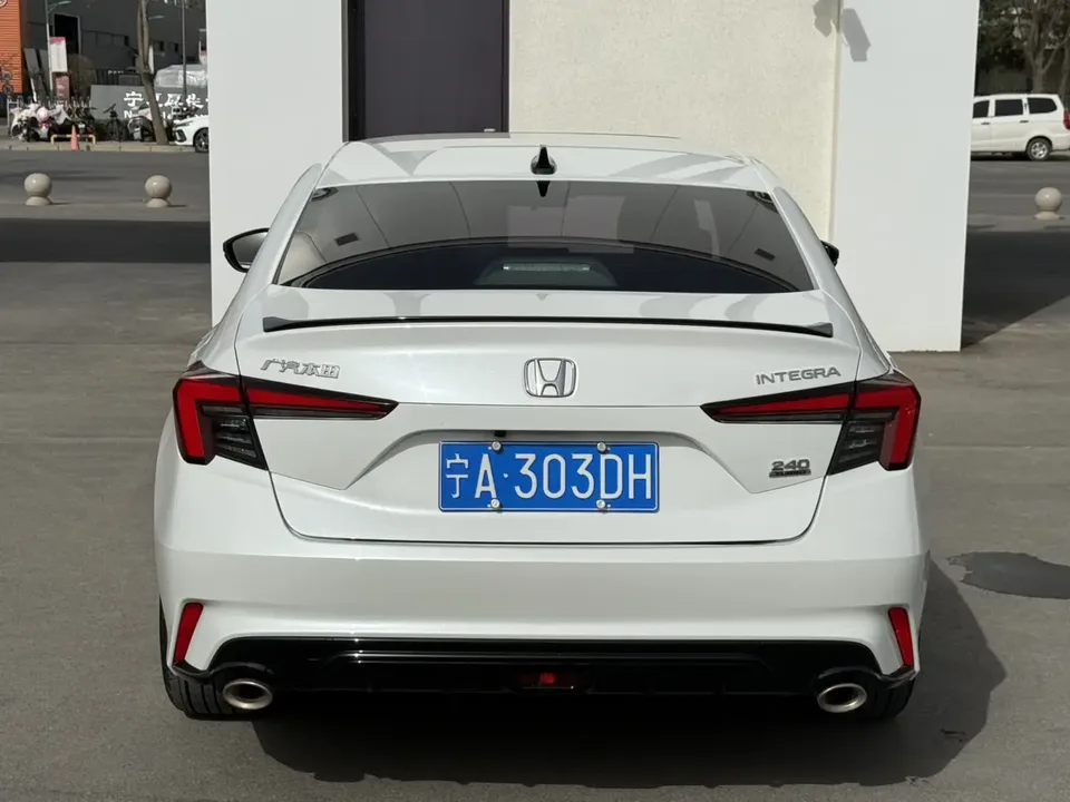 Honda Integra 240TURBO CVT Magic Night Technology Edition 2023 — миниатюра 5