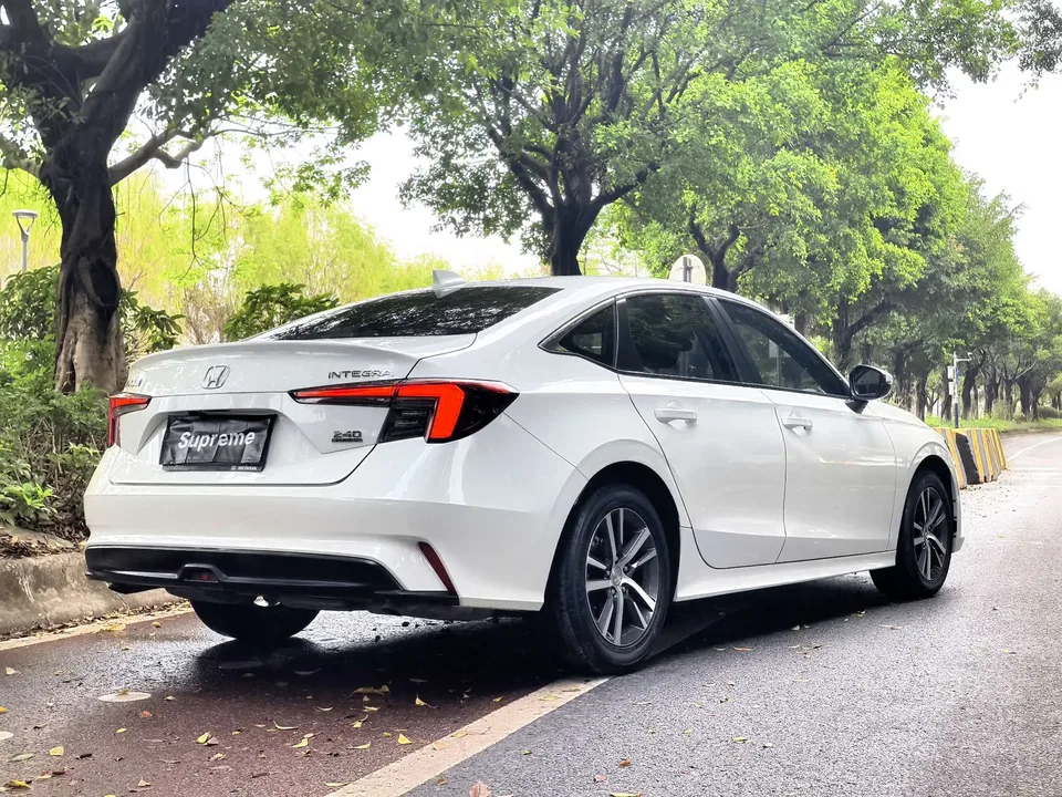 Honda Integra 240TURBO CVT Technology Edition 2024 — миниатюра 2