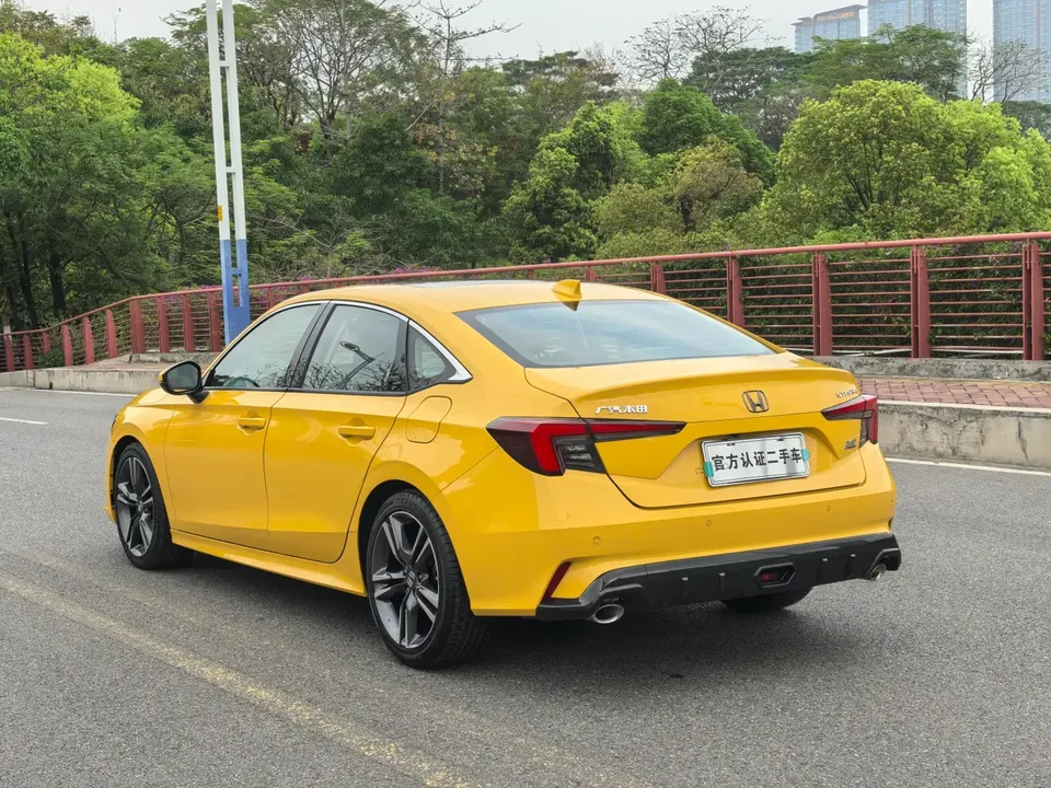 Honda Integra Stylish 2022 240TURBO CVT Exclusive Edition 2022 — миниатюра 2