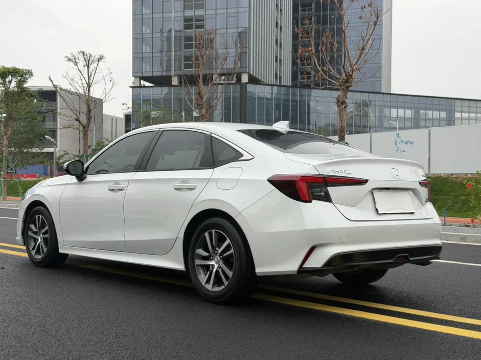 Honda Integra 240TURBO CVT Leading Edition 2024 — миниатюра 2