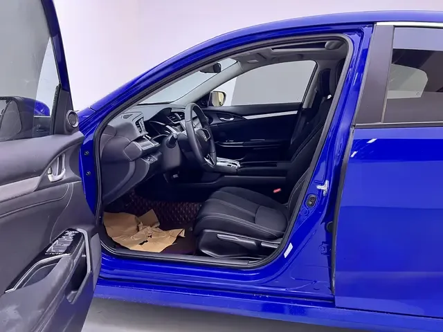 Honda CIVIC 220TURBO CVT Dynamic Edition National VI 2022 — миниатюра 5
