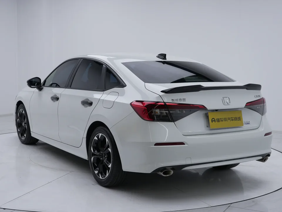 Honda CIVIC 2022 Civic 240TURBO CVT Ignition Edition 2022 — миниатюра 2