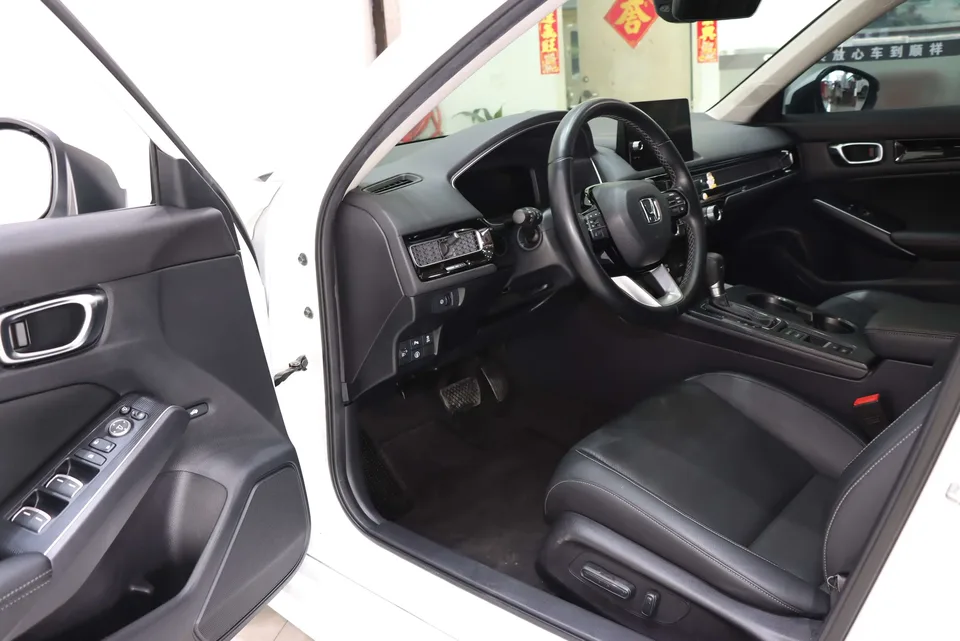 Honda CIVIC 2022 Civic 240TURBO CVT Power Control Edition 2022 — миниатюра 5