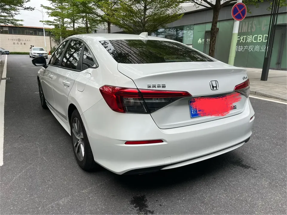 Honda CIVIC 2022 Civic 240TURBO CVT Ignition Edition 2022 — миниатюра 4