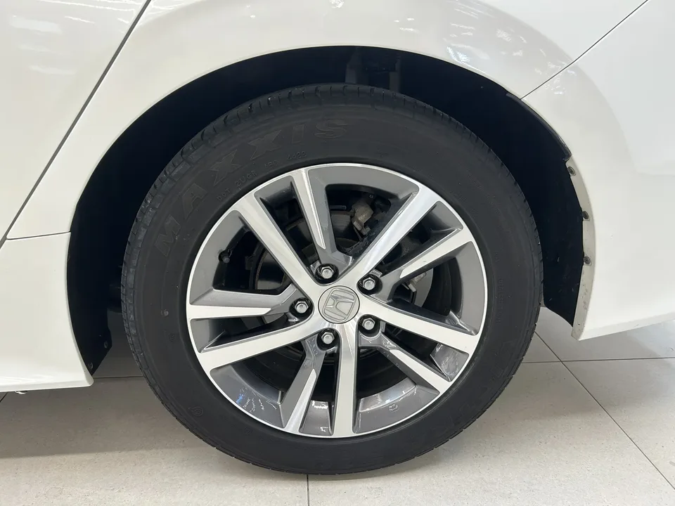 Honda CIVIC 2022 Civic 240TURBO CVT Dynamic Edition 2023 — миниатюра 3