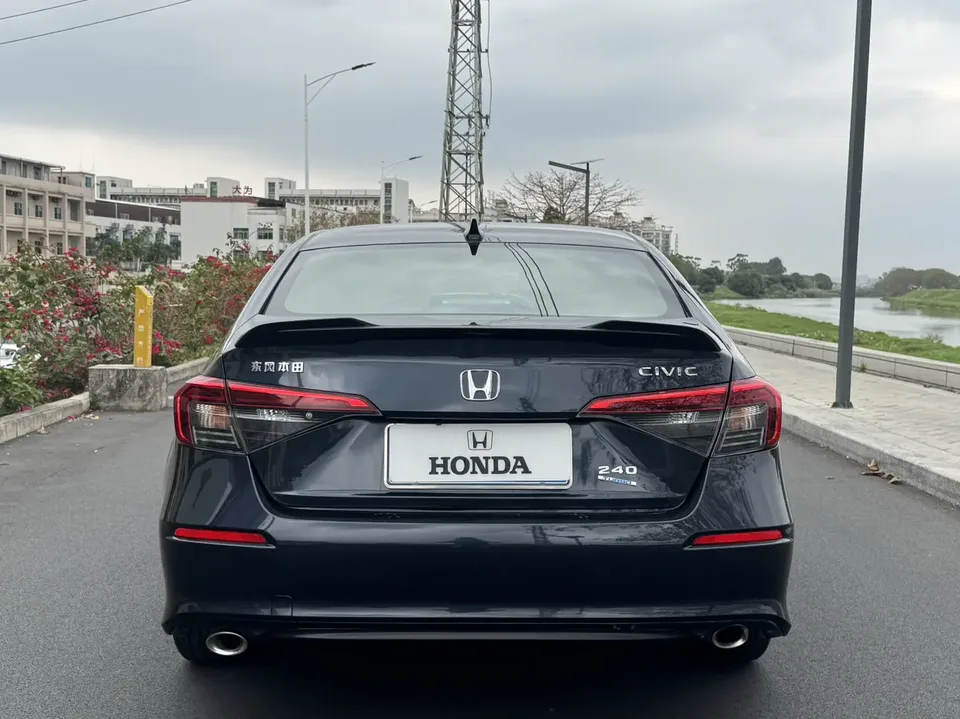 Honda CIVIC 2022 Civic 240TURBO CVT Ignition Edition 2023 — миниатюра 2