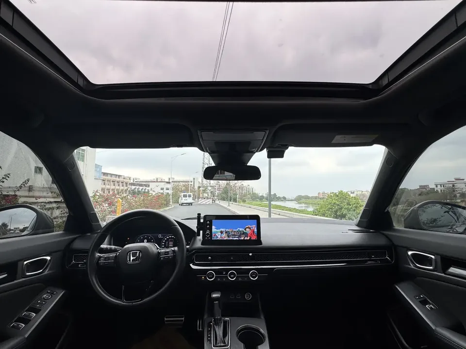 Honda CIVIC 2022 Civic 240TURBO CVT Ignition Edition 2023 — миниатюра 3