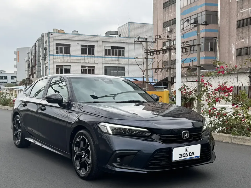 Honda CIVIC 2022 Civic 240TURBO CVT Ignition Edition 2023 — миниатюра 5