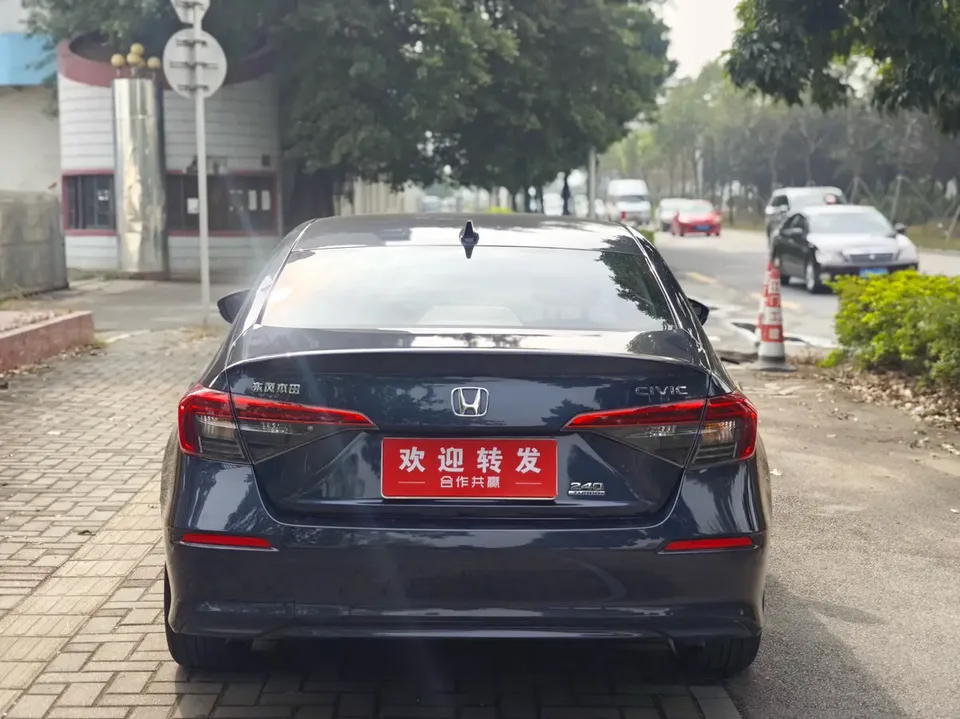 Honda CIVIC Civic 240TURBO CVT Power Edition 2024 — миниатюра 2