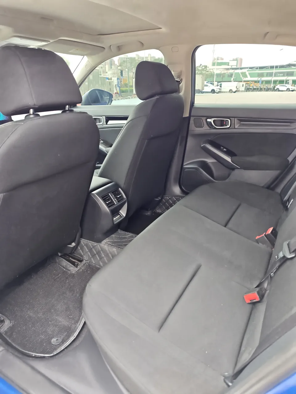 Honda CIVIC Civic 240TURBO CVT Dynamic C-position Customer Special Edition 2023 — миниатюра 3