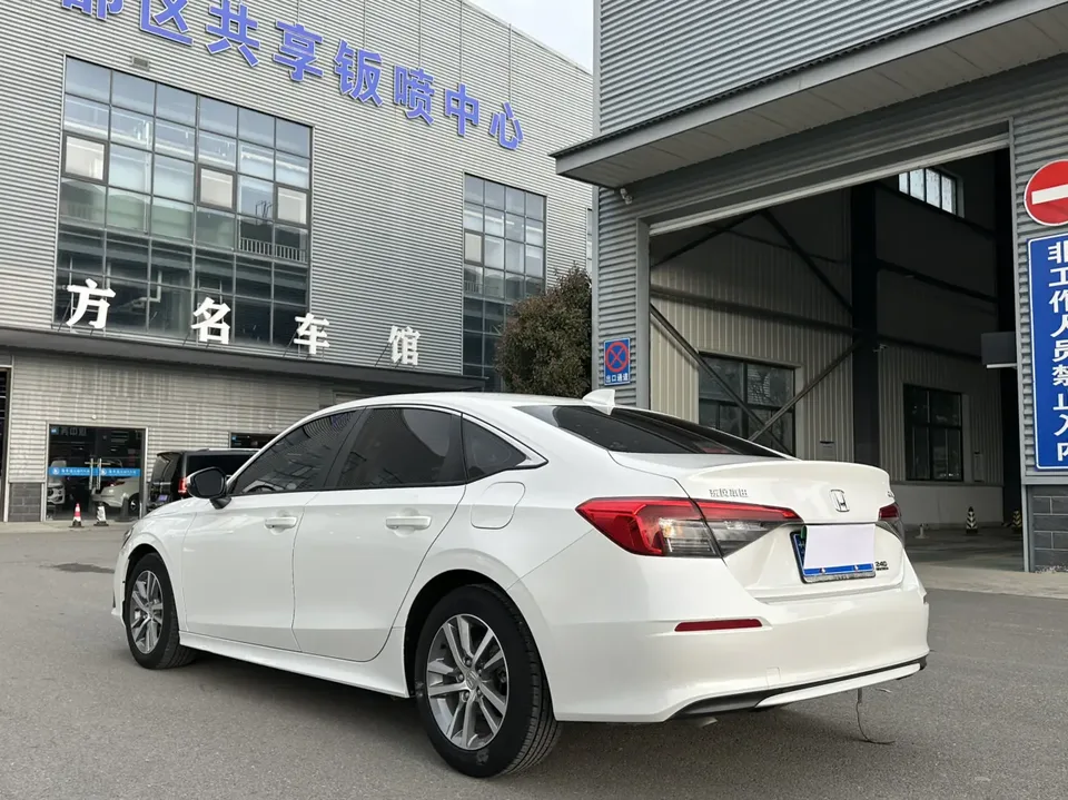Honda CIVIC Civic 240TURBO CVT Sport Edition 2023 — миниатюра 4