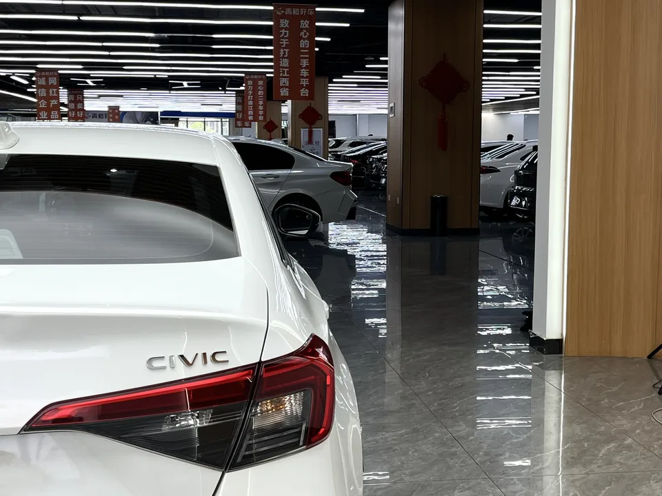Honda CIVIC Civic 240TURBO CVT Power Edition 2024 — миниатюра 3