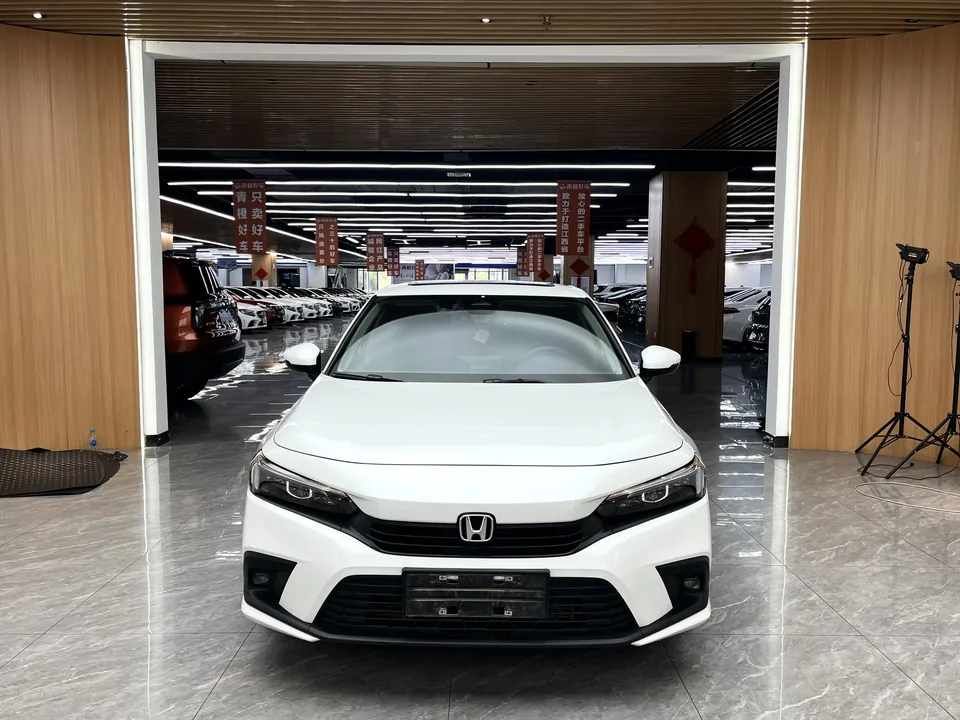 Honda CIVIC 2024