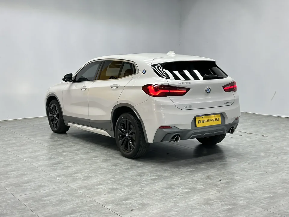 BMW X2 BMW X2 2023 sDrive25i M Off-Road Package 2023 — миниатюра 2