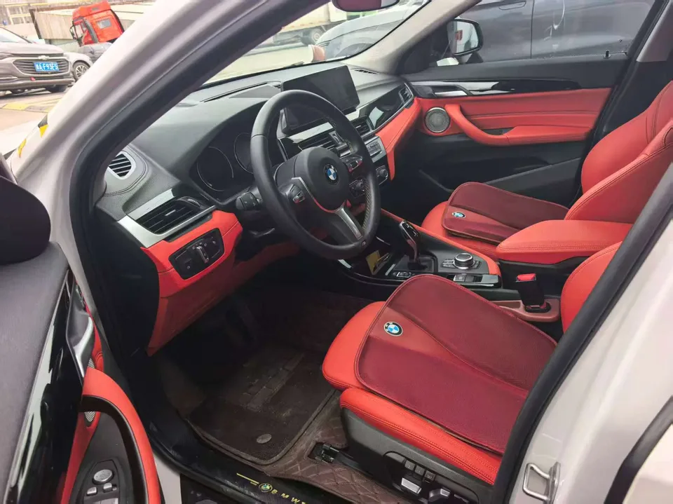 BMW X2 BMW X2 2023 sDrive25i M Sport Night Edition 2023 — миниатюра 3