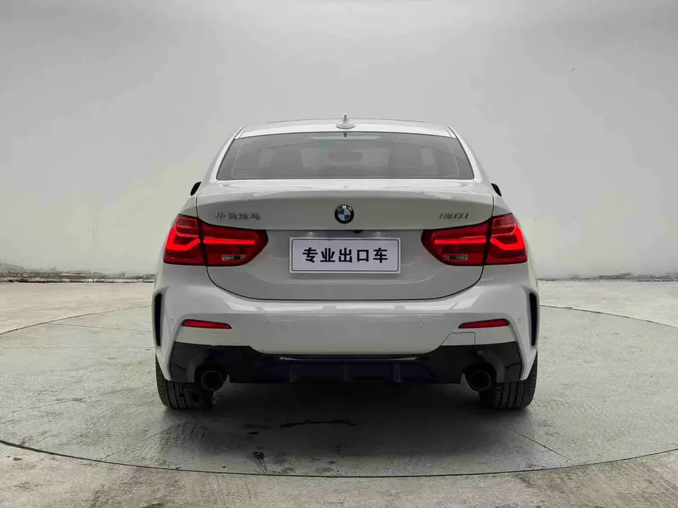 BMW 1 Series BMW 1 Series 2023 120i M Sport Night Edition 2022 — миниатюра 5