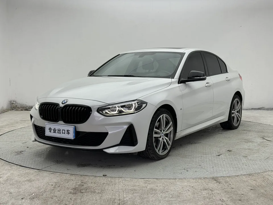 BMW 1 Series BMW 1 Series 2023 120i M Sport Night Edition 2023 — фото 1, купить с доставкой в Москву